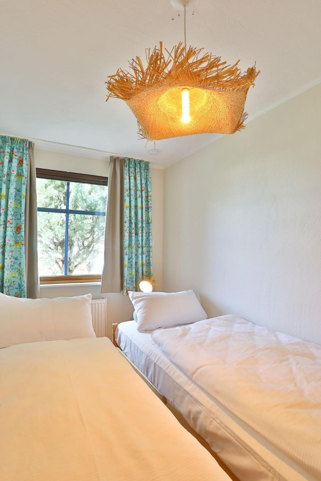 Ferienwohnung "Zur Rebe" ミデルハーゲン エクステリア 写真